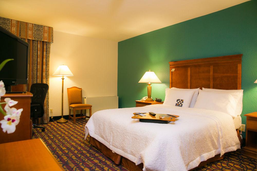 Best Western Plus Dallas Love Field North Hotel Exterior foto