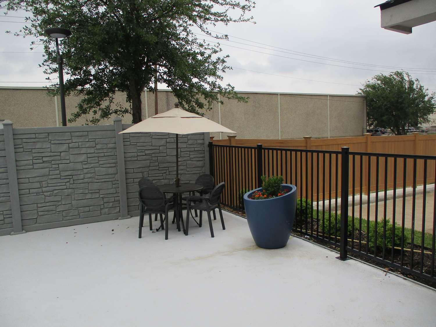 Best Western Plus Dallas Love Field North Hotel Exterior foto