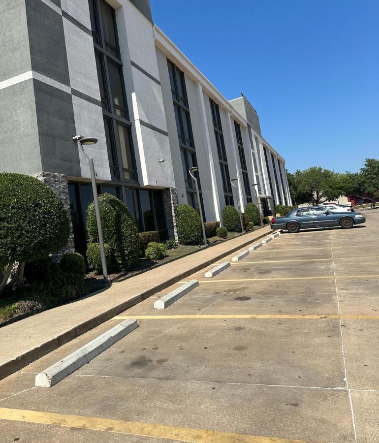 Best Western Plus Dallas Love Field North Hotel Exterior foto