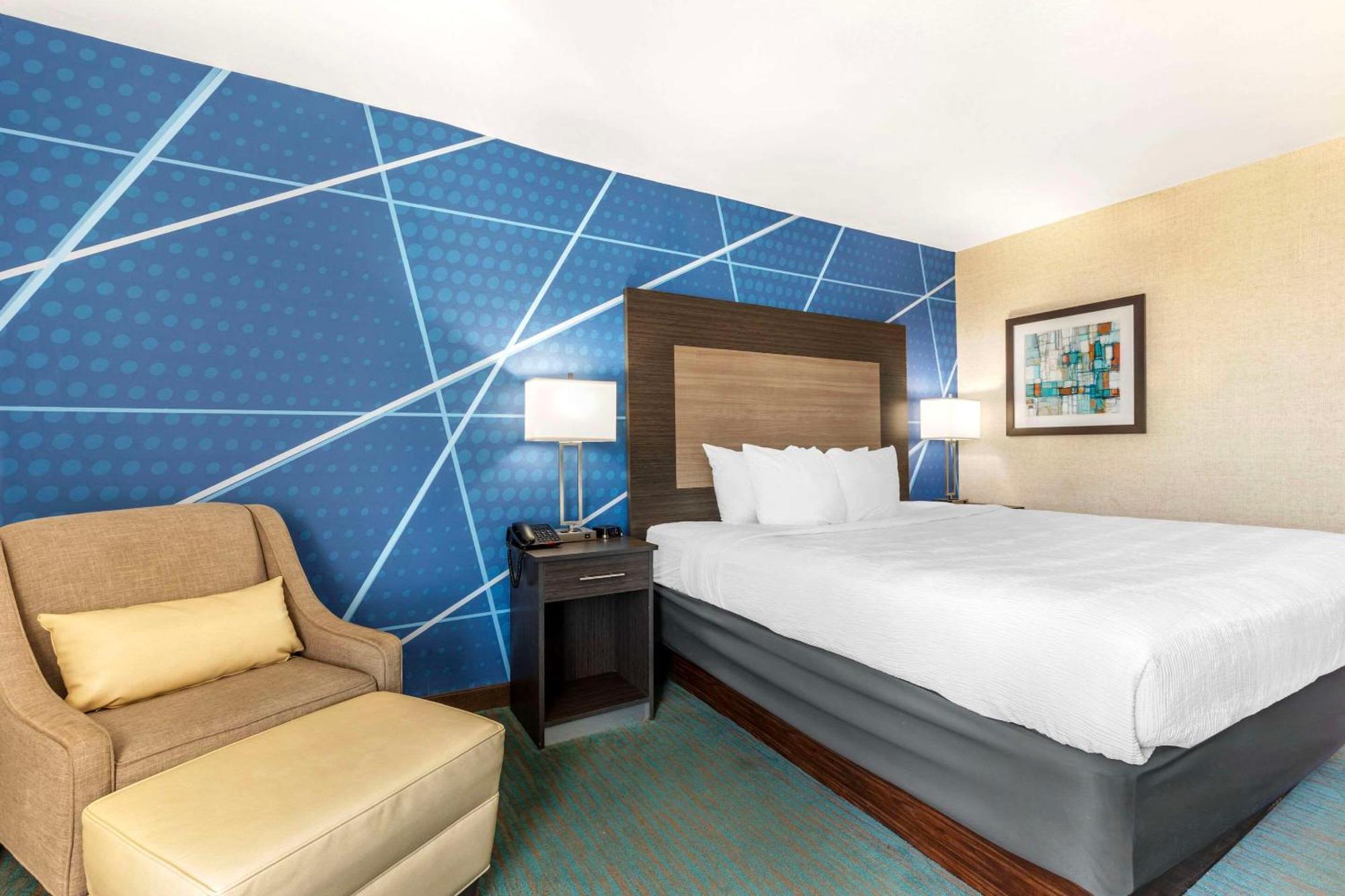 Best Western Plus Dallas Love Field North Hotel Exterior foto